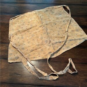 One Pocket Vintage Half Apron